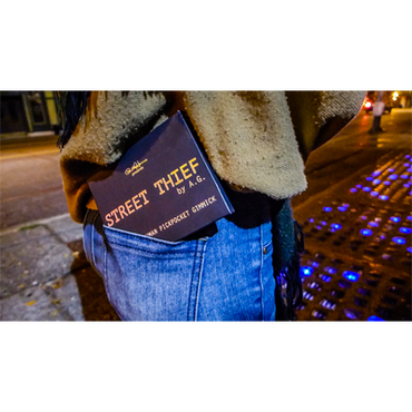 Paul Harris präsentiert Street Thief, Britisches Pfund von & Paul Harris