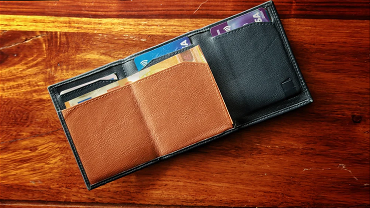 The Hi-Jak Wallet (Gimmick and Online Instructions) by Secret Tannery - Trick